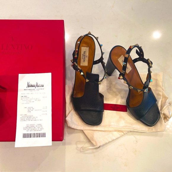 Valentino Rockstud block heel sandals. Size 39. Great condition! - Picture 2 of 12